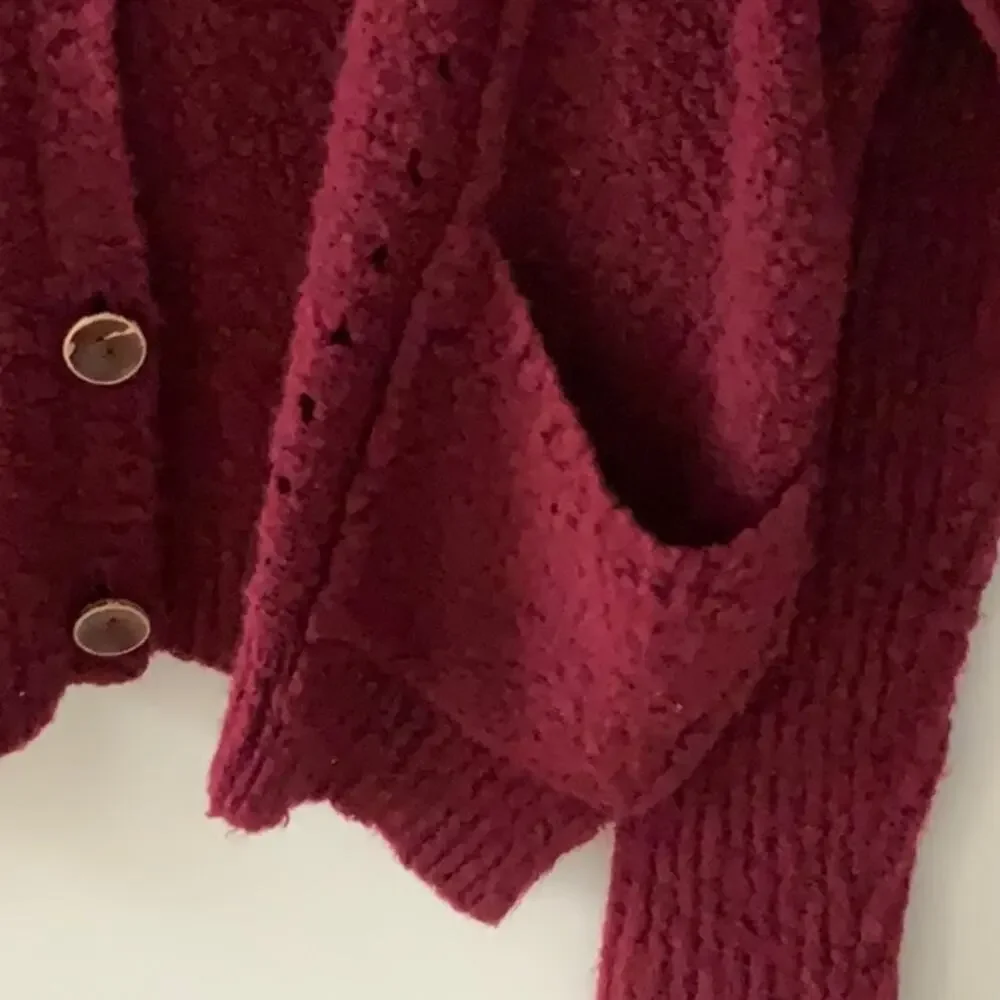 Free People Wool Blend Oversized Cardigan Size XS Burgundy Pockets - Picture 5 of 9